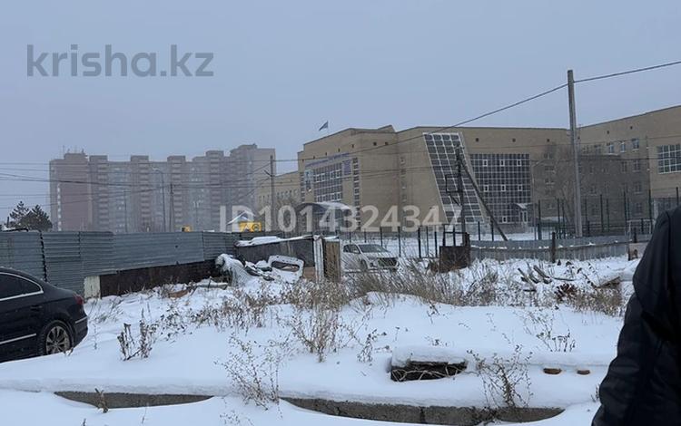 Отдельный дом · 2 комнаты · 40 м² · 6 сот., Медеу 26 за 26 млн ₸ в Астане, Сарыарка р-н — фото 3