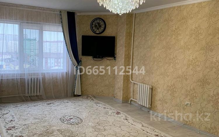 3-бөлмелі пәтер · 103 м² · 7/9 қабат, Алмагүл ш/а., Аманшина 72, бағасы: 34 млн ₸ в Атырау, мкр. Алмагуль — фото 23