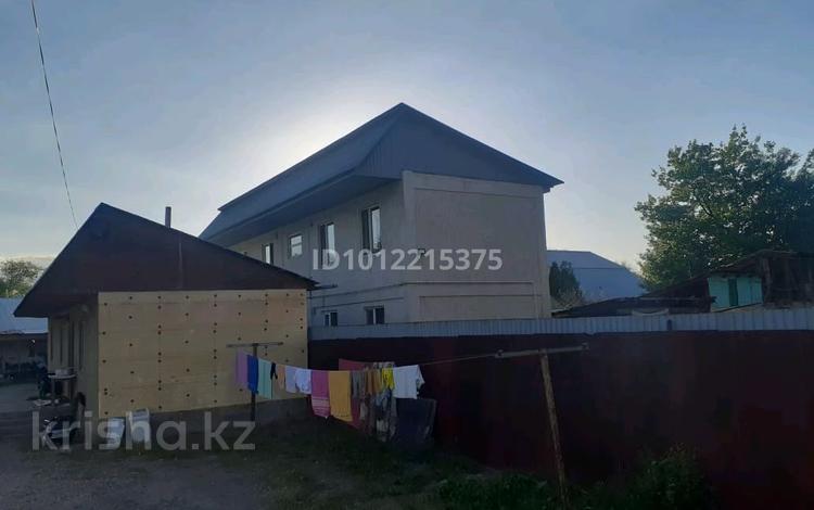 Отдельный дом · 4 комнаты · 109 м² · 3 сот., ул. Жамбыл 131Б — Абай жапар базар за 20 млн ₸ в Узынагаш — фото 2