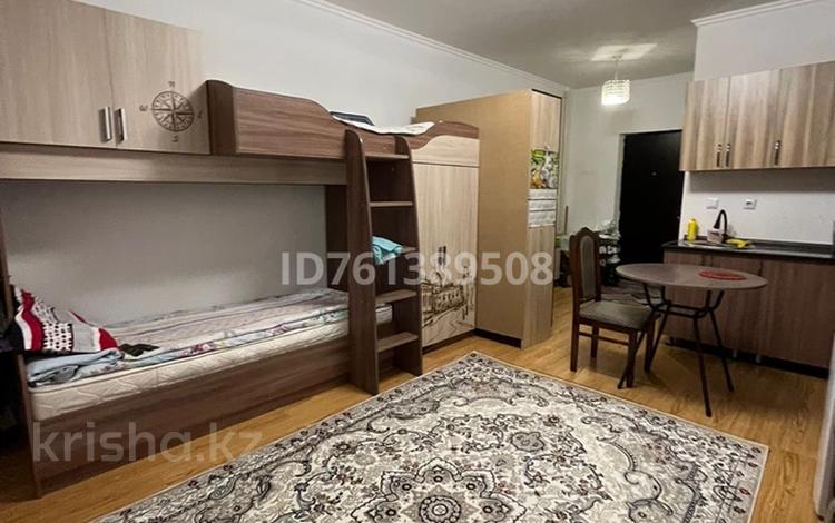 1-комнатная квартира · 26 м² · 3/5 этаж, мкр Кокмайса (Дорожник), Мкр Дорожник — Мкр Кокмайса 36/2 блок Б за 165 000 ₸ в Алматы, Жетысуский р-н — фото 2