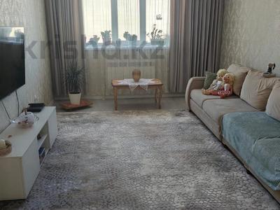 2-комнатная квартира · 62 м² · 4/5 этаж, мкр. Алтын орда 18гк2 за 26.5 млн 〒 в Актобе