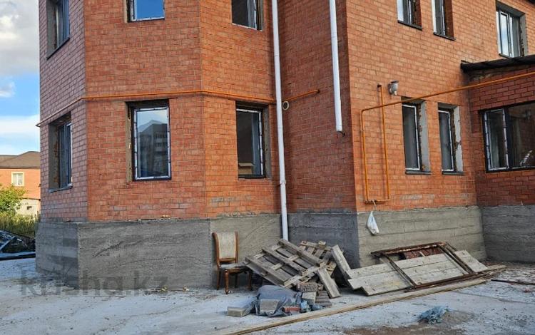 Еркін, кеңселер, дүкендер мен бутиктер, қоймалар, қоғамдық тамақтану орны, сұлулық салондары, ауыл шаруашылығы, монша, қонақ үй және демалыс орындары, фитнес және спорт, медорталықтар мен дәріханалар, білім орталықтары, ойын-сауық, конференц-залдар, кабинеттер және жұмыс орындары, студиялар · 220 м², бағасы: 800 000 ₸ в Астане, Алматы р-н — фото 4