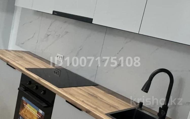 2-бөлмелі пәтер · 41.5 м² · 4/17 қабат, Хусейн бай Талал 39/1 — Новой мечети, бағасы: 35 млн ₸ в Астане, Есильский р-н — фото 17