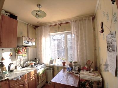1-бөлмелі пәтер · 31 м² · 4/5 қабат, Жаңа қала ш/а., Ержанова, бағасы: 11.8 млн ₸ в Караганде, Казыбек би р-н