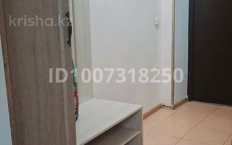 2-комнатная квартира · 50 м² · 2/5 этаж, мкр Новый Город, Комиссарова 32А за 200 000 ₸ в Караганде, Казыбек би р-н — фото 2