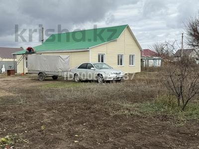 Дача · 4 комнаты · 100 м² · 14 сот., мкр 4 — Абулхархана за 25 млн 〒 в Уральске