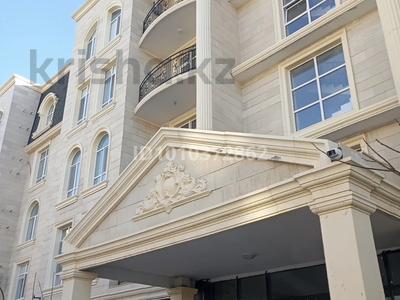 2-комнатная квартира · 95 м² · 2/4 этаж, мкр Ак Шагала, 2 84 за 350 000 〒 в Атырау