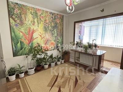 4-бөлмелі пәтер · 80 м² · 2/5 қабат, Аса ш/а. 12, бағасы: 27 млн ₸ в Таразе, мкр Аса