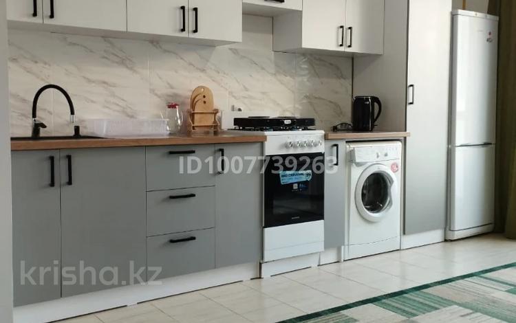 1-комнатная квартира · 49.3 м² · 1/9 этаж, мкр Шугыла за 180 000 ₸ в Алматы, Наурызбайский р-н — фото 11
