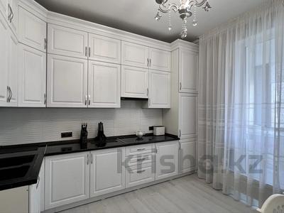 3-бөлмелі пәтер · 94.4 м² · 8/12 қабат, Абикен Бектуров 1\2 — Топовая локация, бағасы: ~ 86 млн ₸ в Астане, Нура р-н