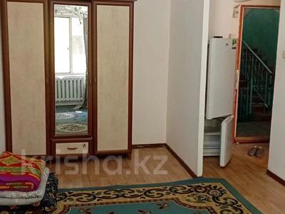 1-бөлмелі пәтер · 30 м² · 1/5 қабат, Карасу 19 — рядом парк Здоровья,массив Карасу ,51 школа, бағасы: 7.8 млн ₸ в Таразе