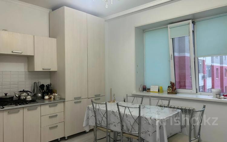 2-комнатная квартира · 68.2 м² · 4/5 этаж, мкр. Алтын орда за 25.5 млн ₸ в Актобе — фото 3