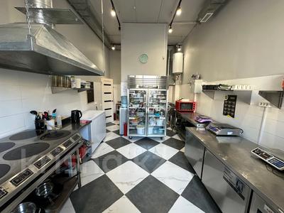 Столовая · 150 м² за 28 млн 〒 в Караганде, Казыбек би р-н