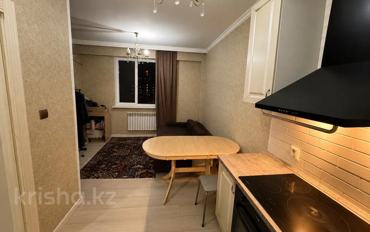 2-комнатная квартира · 37.4 м² · 9/10 этаж, мкр Аксай-1 за 29 млн ₸ в Алматы, Ауэзовский р-н — фото 2