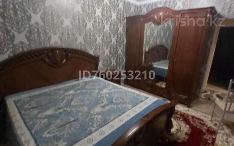 3-комнатная квартира · 70 м² · 5/5 этаж, 7-й мкр 18 за 16.5 млн 〒 в Актау — фото 2