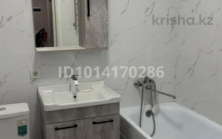 2-комнатная квартира · 76 м² · 15/18 этаж, Егизбаева 5 — Каныша Сатпаева за 400 000 ₸ в Алматы, Бостандыкский р-н — фото 2