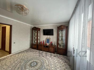 2-комнатная квартира, 63 м², 4/5 этаж, Кизатова за ~ 32.7 млн 〒 в Петропавловске