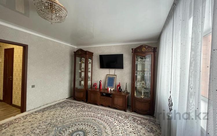 2-комнатная квартира, 63 м², 4/5 этаж, Кизатова за ~ 32.7 млн 〒 в Петропавловске — фото 2