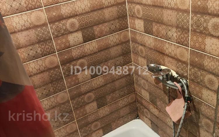 1 комната · 15 м² · 1/3 этаж, Засядько 55 — Засядько55 пересечение ул Дулатова за 5 000 ₸ в Семее — фото 2