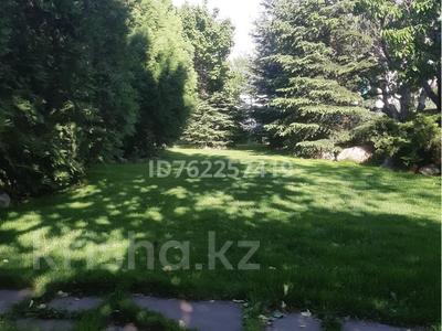 Дача · 3 комнаты · 140 м² · 18 сот., Центральная за 80 млн 〒 в Алматы