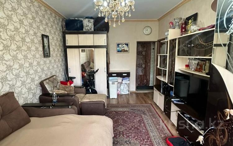 1-комнатная квартира · 40.3 м² · 4/9 этаж, мкр Аксай-4 за 30 млн ₸ в Алматы, Ауэзовский р-н — фото 13