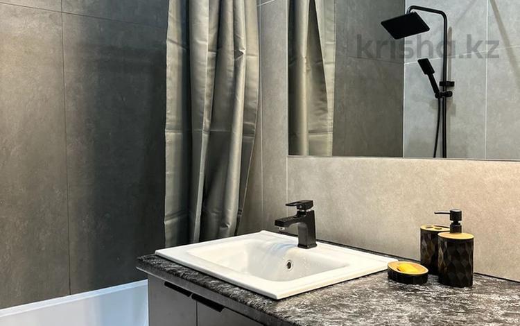 1-комнатная квартира · 40 м² · 11/19 этаж, Утепова 31 за 330 000 ₸ в Алматы, Бостандыкский р-н — фото 2