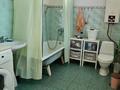 Отдельный дом · 5 комнат · 109 м² · 8 сот., Омаров 49б за 75 млн ₸ в Алматы, Жетысуский р-н — фото 10