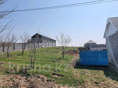 Участок · 8 соток, мкр Курсай — Конечная остановка 21 маршрута центральная трасса Курсай в доль дороги за 6 млн ₸ в Шымкенте, Туран р-н