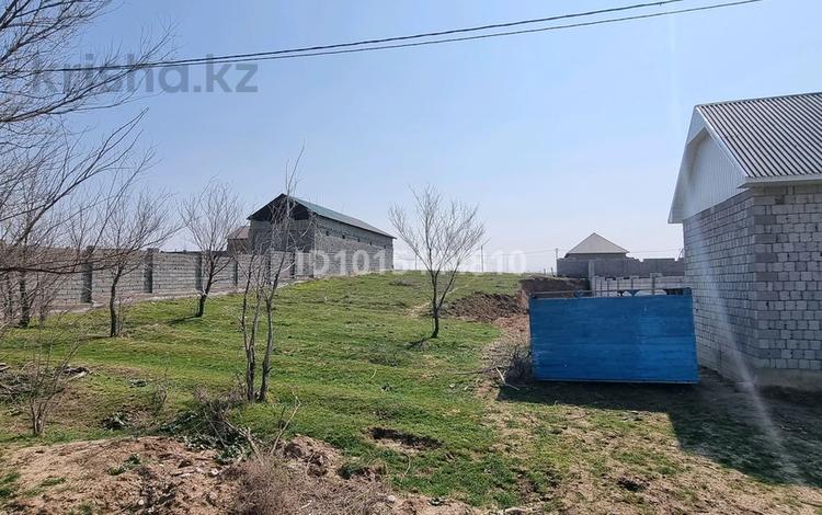 Участок · 8 соток, мкр Курсай — Конечная остановка 21 маршрута центральная трасса Курсай в доль дороги за 6 млн ₸ в Шымкенте, Туран р-н — фото 2