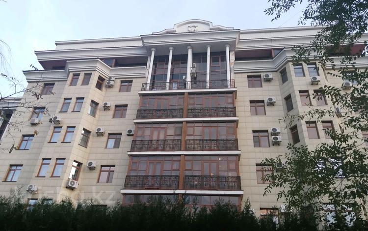4-комнатная квартира, 220 м², 6/7 этаж, Аль-Фараби — Шашкина за 190 млн 〒 в Алматы, Медеуский р-н — фото 2