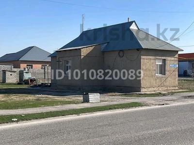 Жеке үй · 4 бөлме · 50 м² · 10 жүзд., Достық ш/а 586 — Музтау, бағасы: 33 млн ₸ в Шымкенте, Абайский р-н