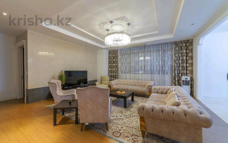 4-комнатная квартира · 170 м² · 6/18 этаж, Ахмет Байтурсынулы 1, 3, 5, 9 за 1.4 млн ₸ в Астане, Сарайшык р-н — фото 2