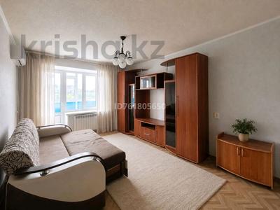 1-комнатная квартира · 33 м² · 5/5 этаж, мкр 5 95 — Супермаркет "Дастархан" за 9.8 млн ₸ в Актобе
