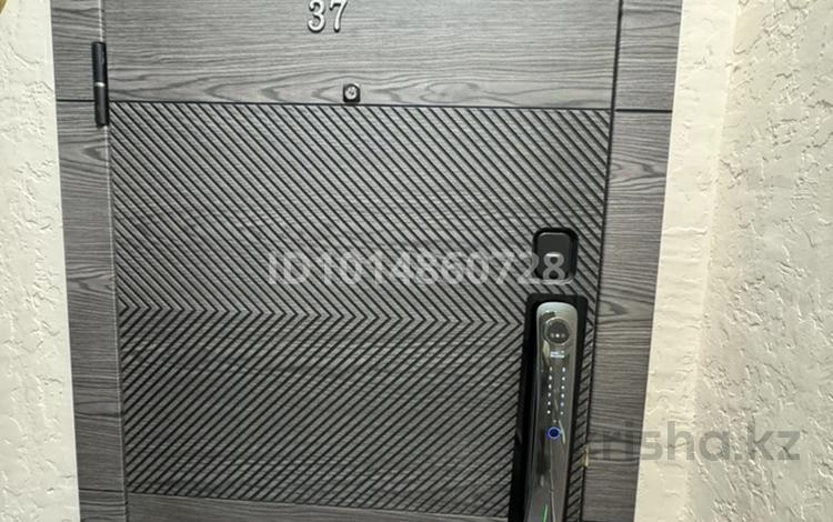 3-комнатная квартира · 116 м² · 3/11 этаж, 28-й мкр 47 участок — 3 бөлмелі үй сатылады. 1 этаж 116кв.м. терасса бар. Подвалда кладовка бар. документ залогта емес. Емге кетуге байланысты сатып жатырмын за 45 млн ₸ в Актау — фото 2