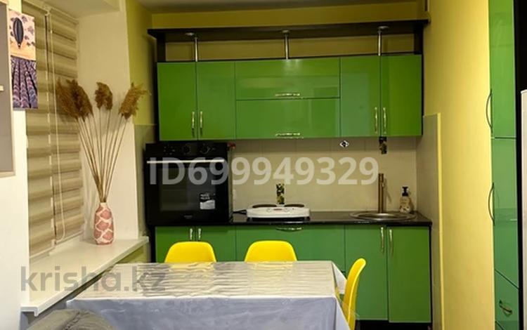 1-комнатная квартира · 32 м² · 3/3 этаж, Айша биби 377 б за 230 000 ₸ в Алматы, Турксибский р-н — фото 2