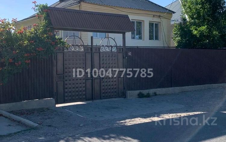 Отдельный дом · 5 комнат · 100 м² · 8 сот., Есей би 62 — 33 школы за 32.5 млн ₸ в Таразе — фото 2