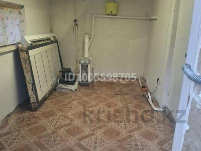Часть дома · 2 комнаты · 70 м², мкр Жулдыз, Старый аэропорт жазира кош за 100 000 〒 в Уральске