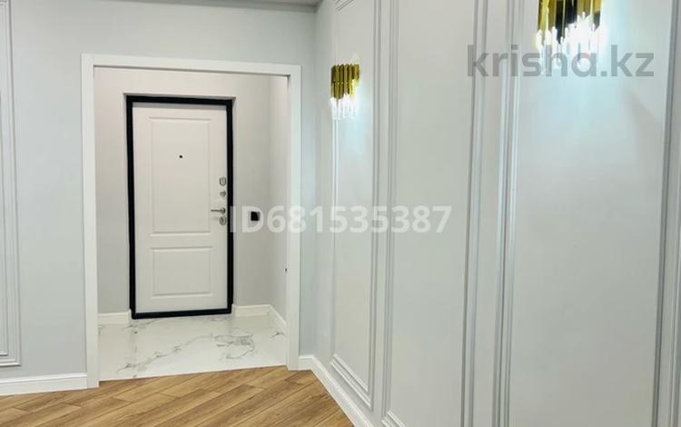 3-бөлмелі пәтер, 90 м², 4/5 қабат, Каратал 37Б, бағасы: 37 млн 〒 в Талдыкоргане, Каратал — фото 25