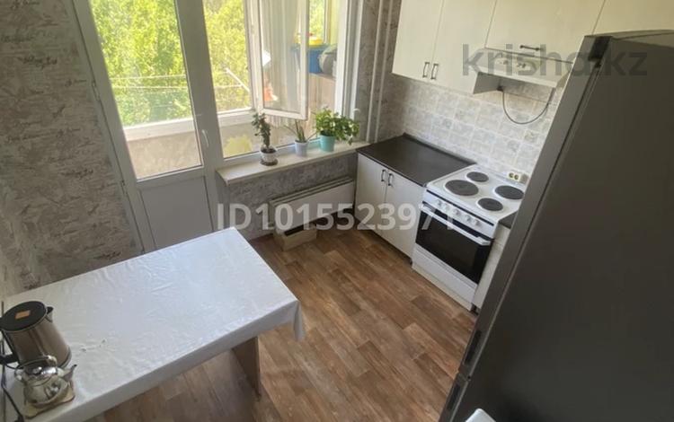 2-комнатная квартира · 50.5 м² · 2/5 этаж, Жастар 23 за 26.5 млн ₸ в Усть-Каменогорске, Ульбинский — фото 2
