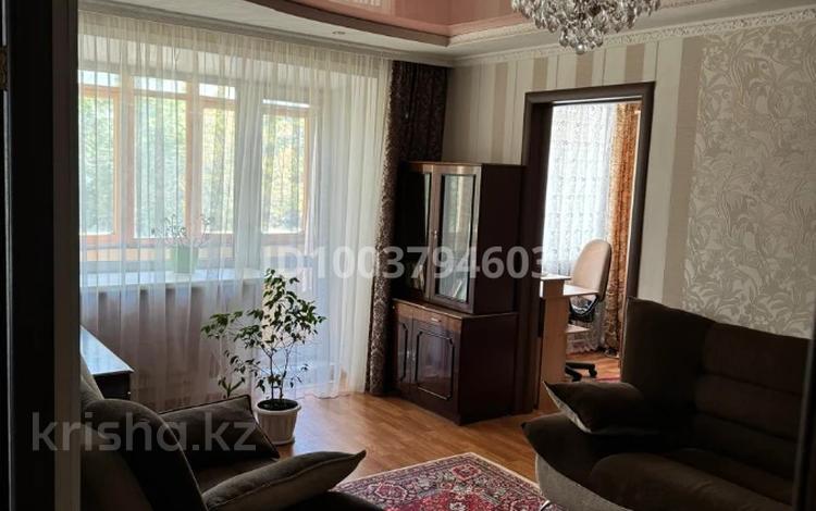 2-комнатная квартира · 46 м² · 2/5 этаж, Пришахтинск, Зелинского за 150 000 ₸ в Караганде, Алихана Бокейханова р-н — фото 2