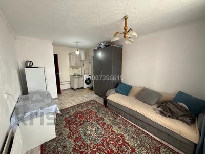 1-комнатная квартира · 18 м² · 5/5 этаж, Тарбагатайская 61 — Новостройка за Мереке базар за 4.6 млн 〒 в Семее