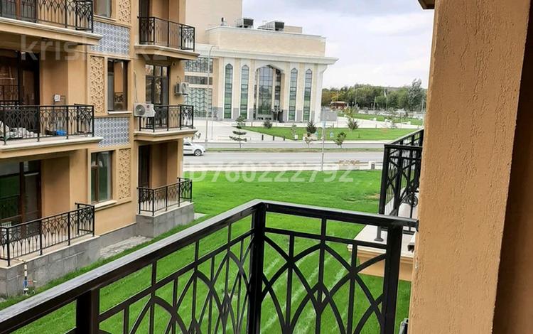 2-комнатная квартира · 60 м² · 2/3 этаж, Батырбекова — Драма театрдың жаны за 44 млн 〒 в Туркестане — фото 2