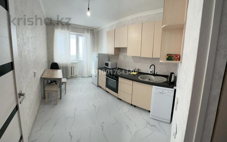 1-комнатная квартира · 48 м² · 7/16 этаж, Чингиза Айтматова 36 за 23.5 млн ₸ в Астане, Нура р-н — фото 2