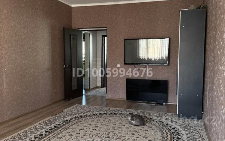 3-бөлмелі пәтер · 82 м² · 8/9 қабат, мкр. Алмагуль, алмагуль 13, бағасы: 24 млн ₸ в Атырау — фото 9