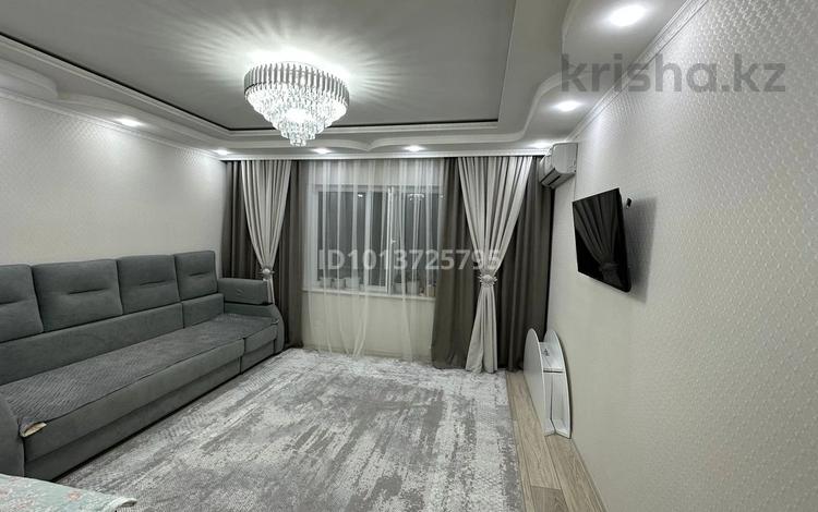 3-комнатная квартира · 68.3 м² · 4/6 этаж, Асылбекова 84 — ул. Маметова -ул. Асылбекова за 26 млн ₸ в Жезказгане — фото 2