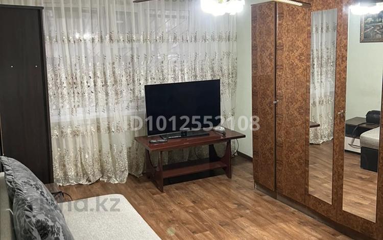 1-комнатная квартира · 30.4 м² · 1/5 этаж, мкр Акбулак 17 за 8.5 млн ₸ в Таразе — фото 2