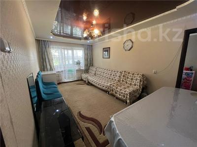 3-комнатная квартира · 57.4 м² · 3/5 этаж, Майкудук, 12й микрорайон за 11 млн ₸ в Караганде, Алихана Бокейханова р-н
