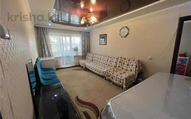 3-комнатная квартира · 57.4 м² · 3/5 этаж, Майкудук, 12й микрорайон за 11 млн ₸ в Караганде, Алихана Бокейханова р-н — фото 7