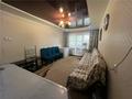 3-комнатная квартира · 57.4 м² · 3/5 этаж, Майкудук, 12й микрорайон за 11 млн ₸ в Караганде, Алихана Бокейханова р-н — фото 2
