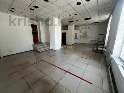 Свободное назначение, офисы, магазины и бутики, салоны красоты, фитнес и спорт, медцентры и аптеки, образование, развлечения, конференц-залы, кабинеты и рабочие места, студии · 80 м² за 170 000 〒 в Сарани